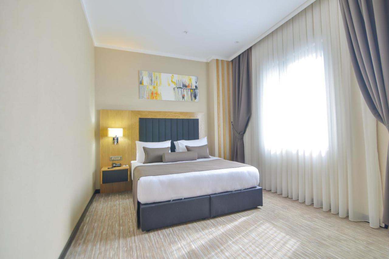 Serenity Comfort Hotel Istanbul Bagian luar foto